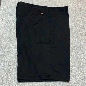 Dickies Flexible & Durable Black 5 Pocket Shorts Size 36